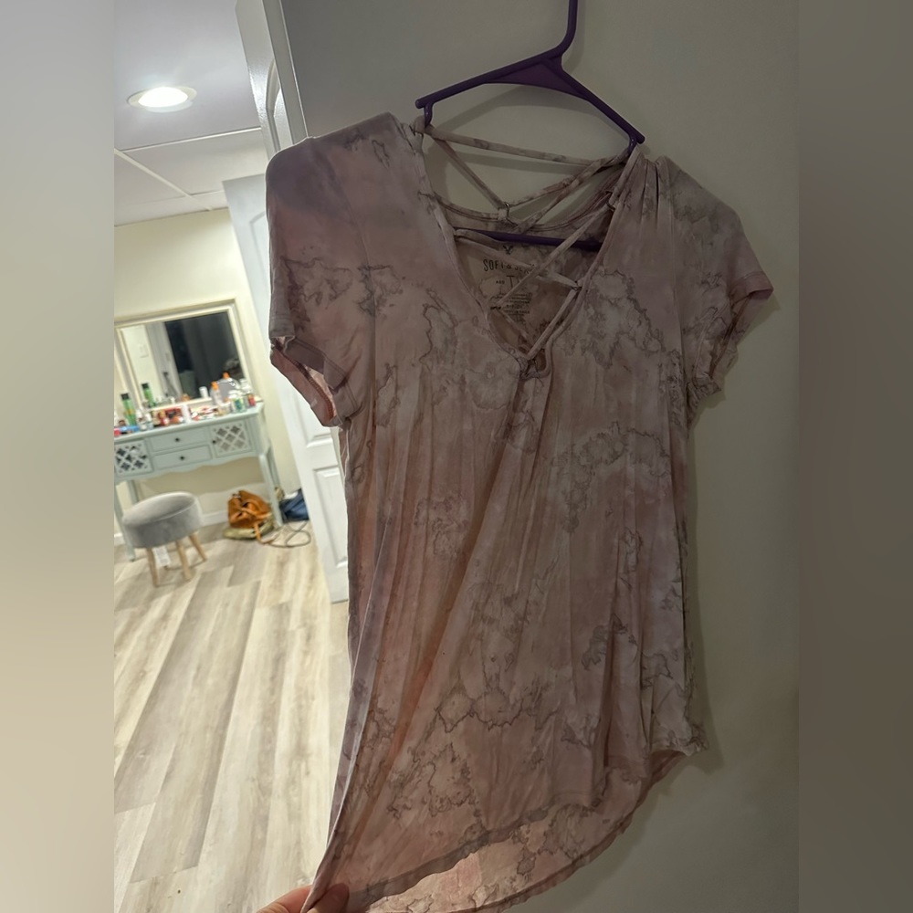 Cris cross front tie dye American Eagle Top